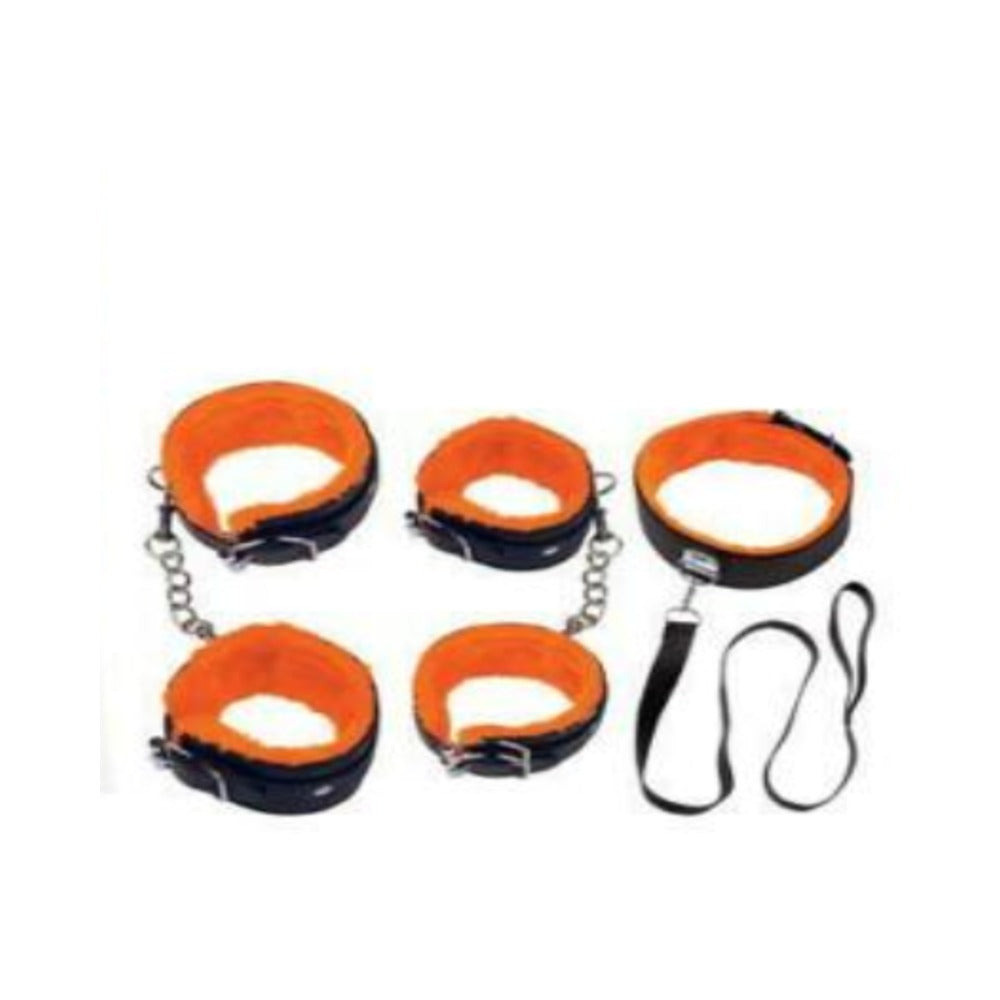 Orange Is The New Black, Kit #1 Restrain Yourself